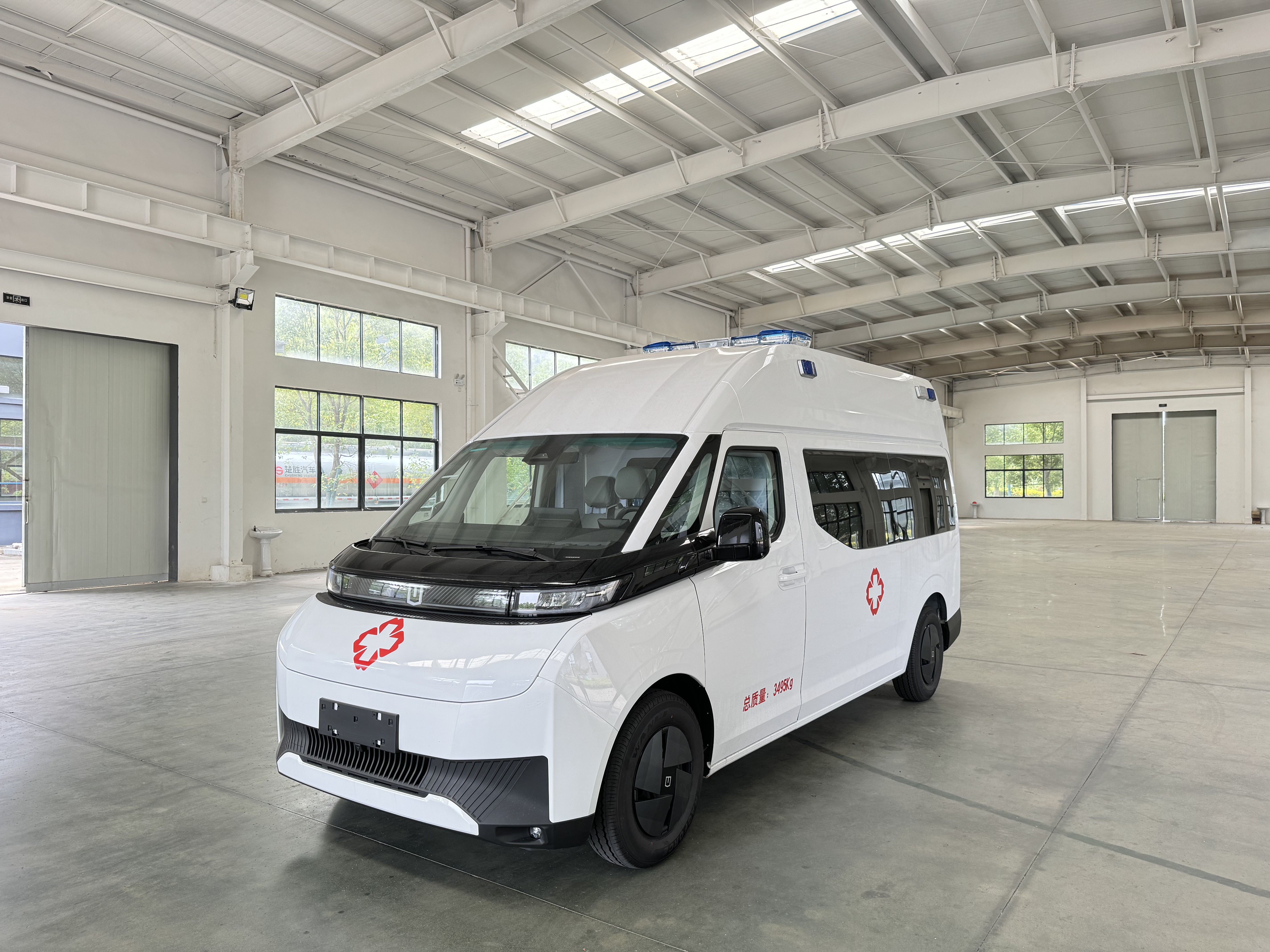 吉利远程电动救护车