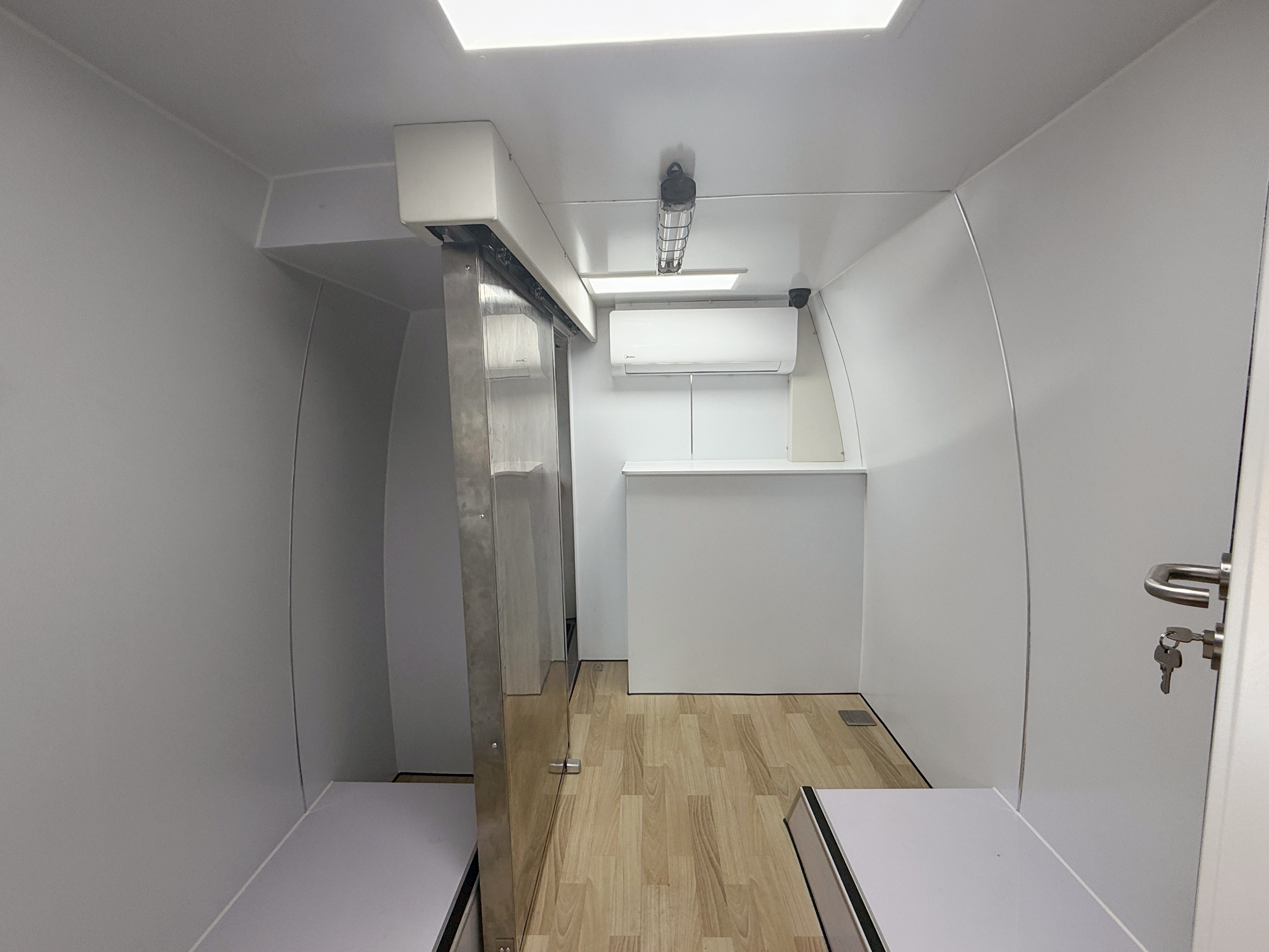 中巴移动 DR 体检车7米