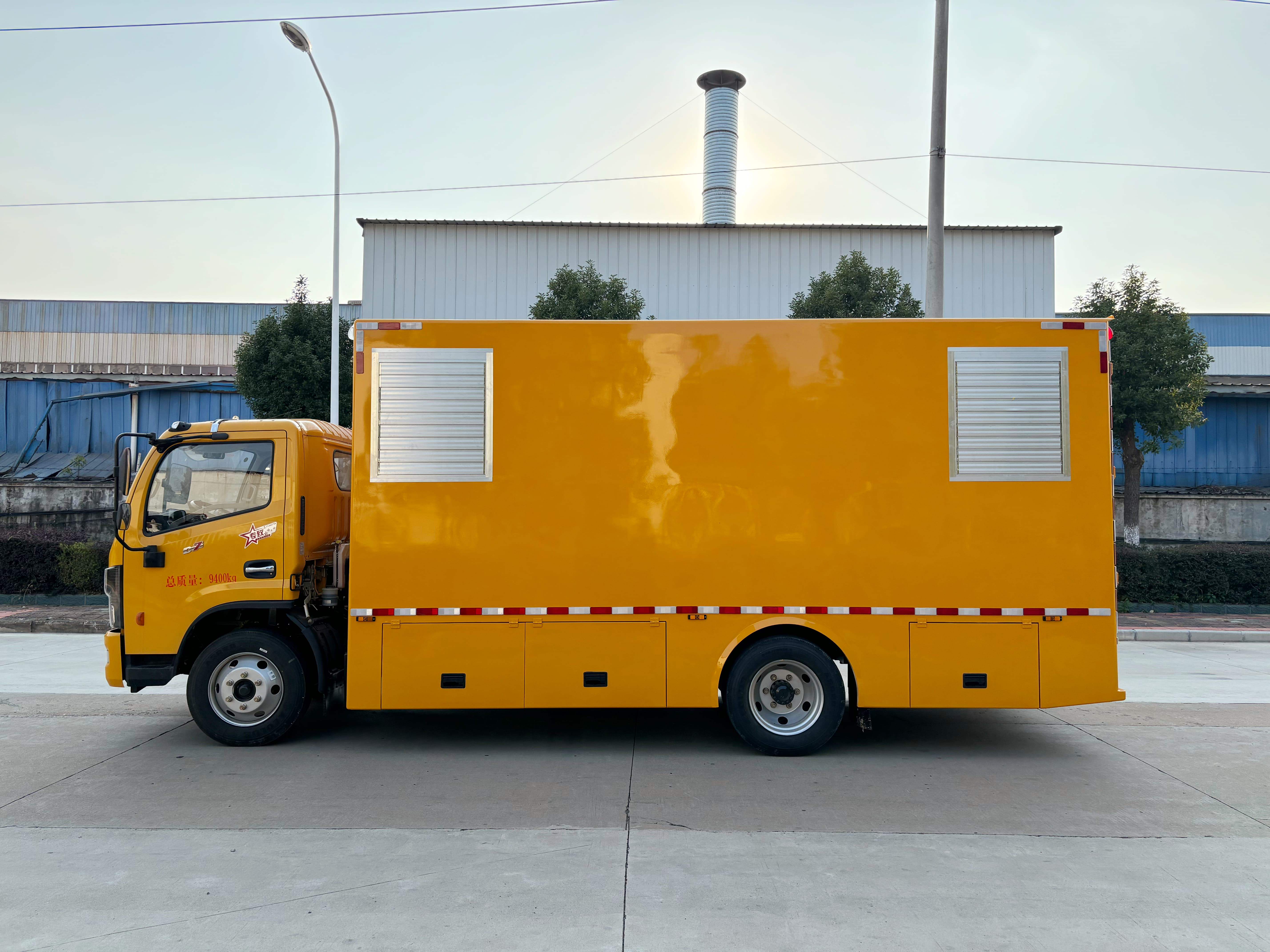 东风多利卡移动电源车