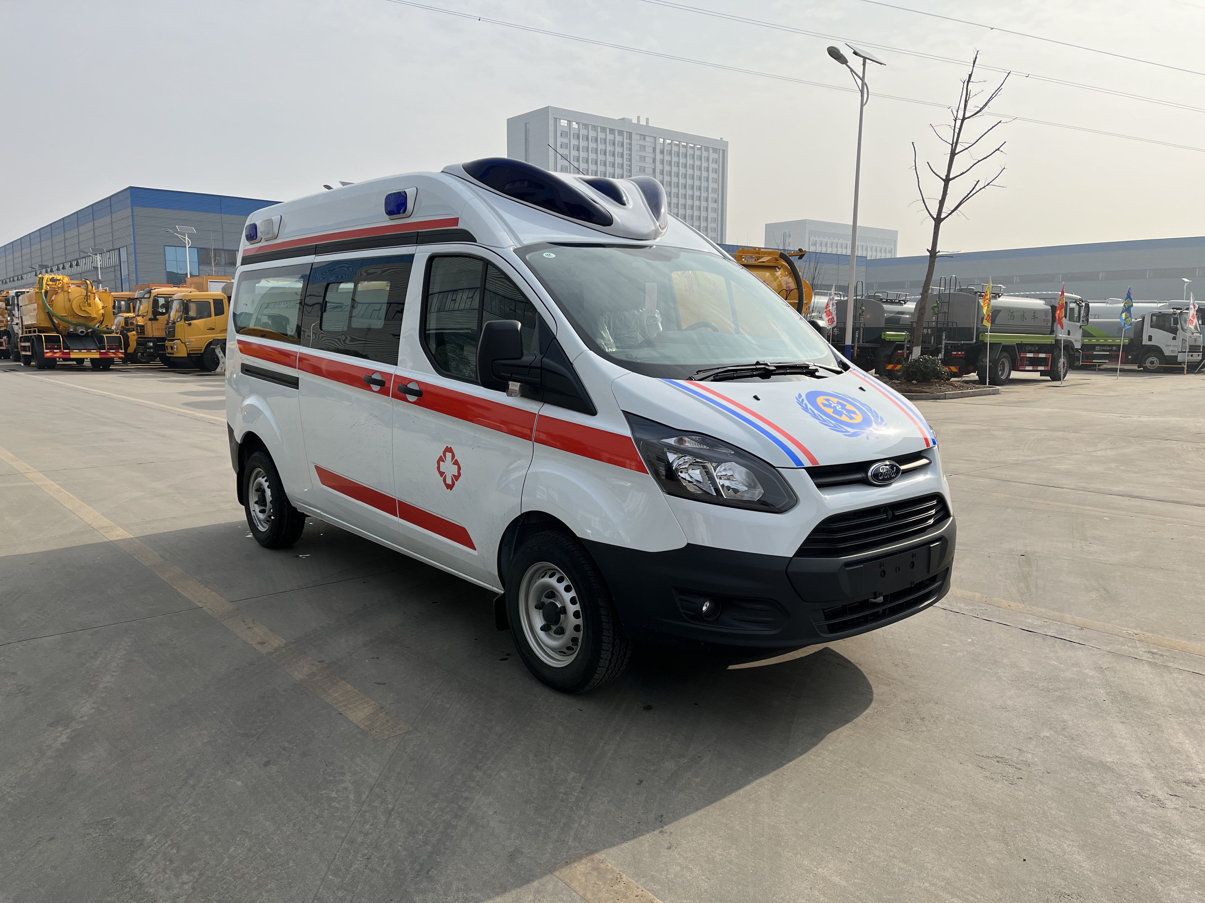 福特 T6 监护型救护车