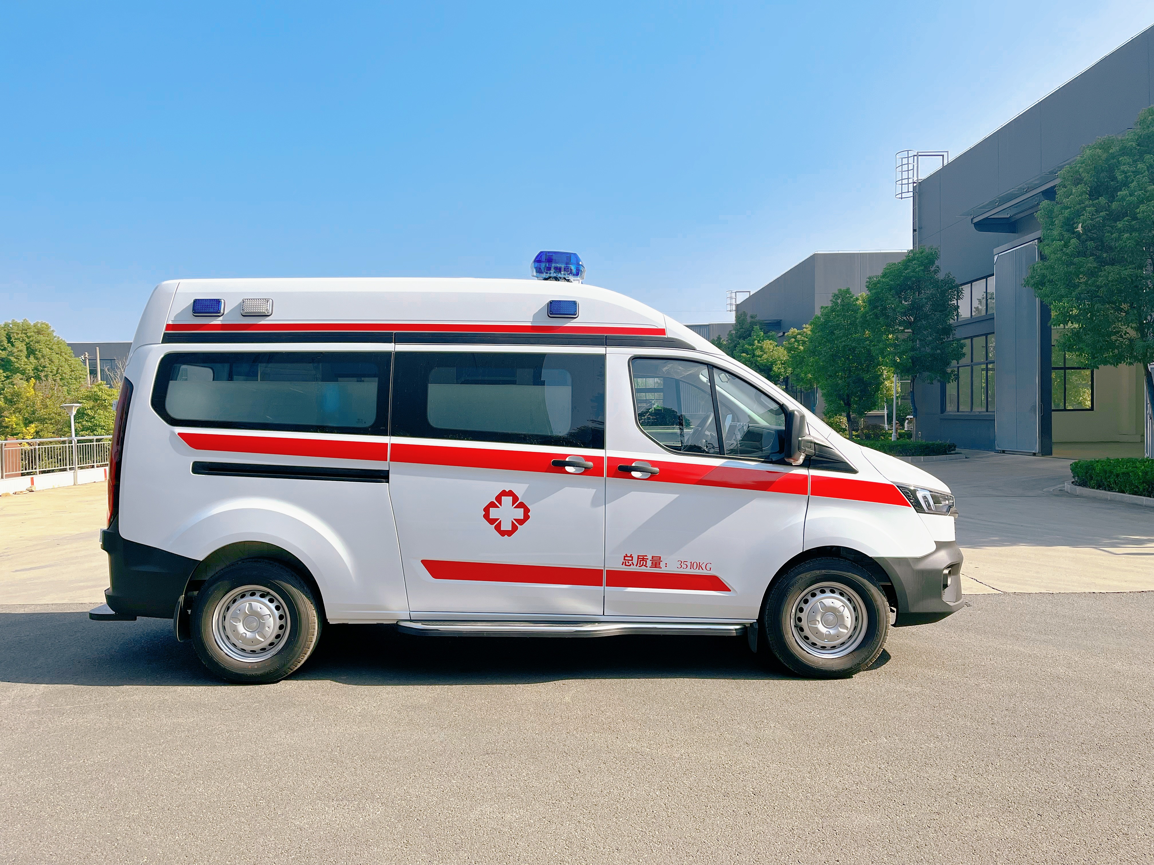 福特 T6 监护型救护车